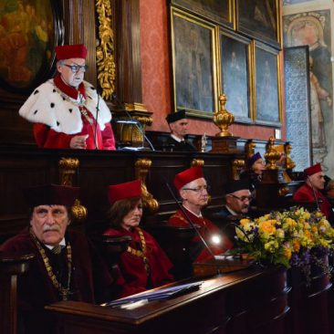 Tad Taube was conferred the honorary doctorate of the Jagiellonian University
